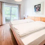 Golfhotel & Restaurant Lindenhof Hotell