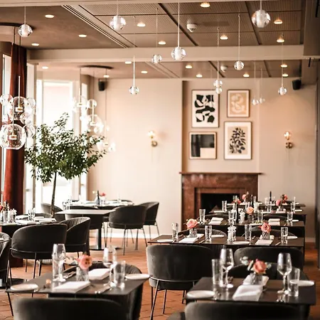 Отель Golfhotel & Restaurant Lindenhof 3*