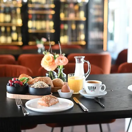 Golfhotel & Restaurant Lindenhof Отель Бад-Фильбель