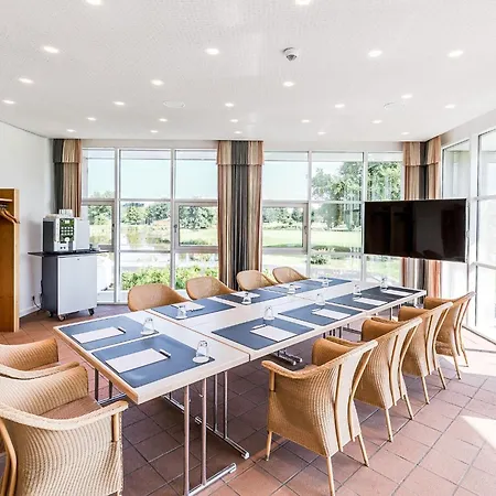 Golfhotel & Restaurant Lindenhof Отель 3*