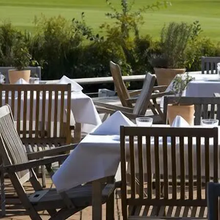 Golfhotel & Restaurant Lindenhof Отель