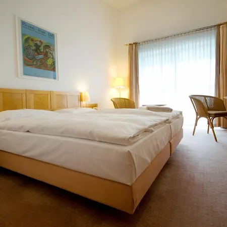 Golfhotel & Restaurant Lindenhof Отель