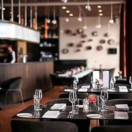 Golfhotel & Restaurant Lindenhof 3* Бад-Фильбель