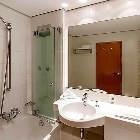 Отель Golfhotel & Restaurant Lindenhof