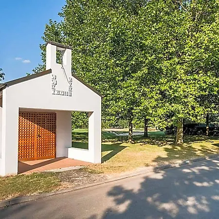 Golfhotel & Restaurant Lindenhof Бад-Фильбель