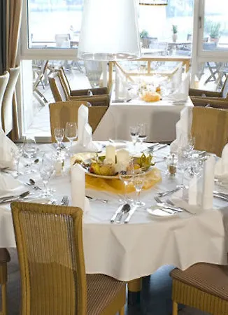 Golfhotel & Restaurant Lindenhof 3*