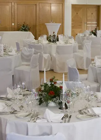 Golfhotel & Restaurant Lindenhof 3* Бад-Фильбель