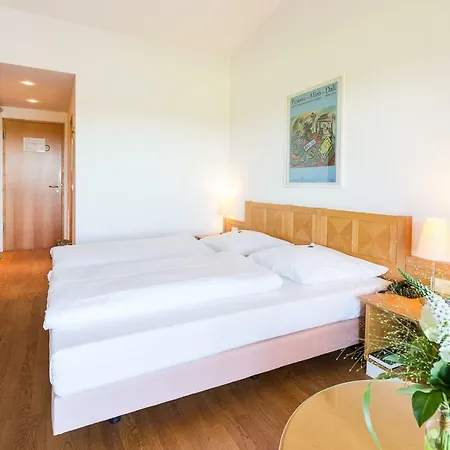 Golfhotel & Restaurant Lindenhof Отель